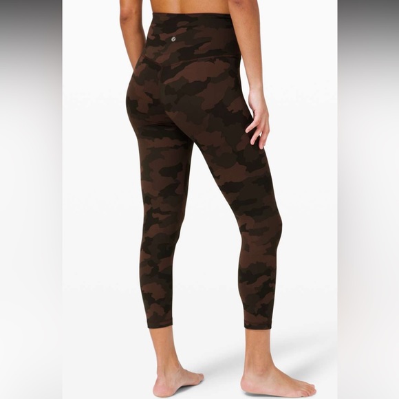 Lululemon Align Crop 23" Size 4
Heritage 365 Camo Brown Earth Multi - Picture 1 of 6